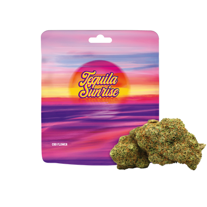 Fleur CBD Tequila Sunrise de la marque Cookies, bourgeons de cannabis avec trichomes et pistils oranges.