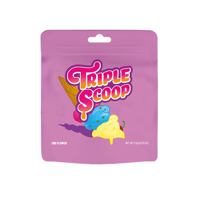 Fleur CBD Cookies en triple couche, avec des bourgeons verts et des trichomes brillants, sur fond neutre.